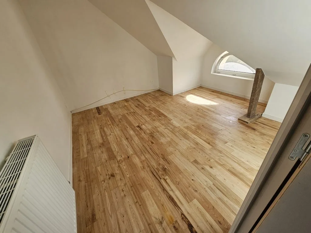 Parquet châtaignier massif – pose collée