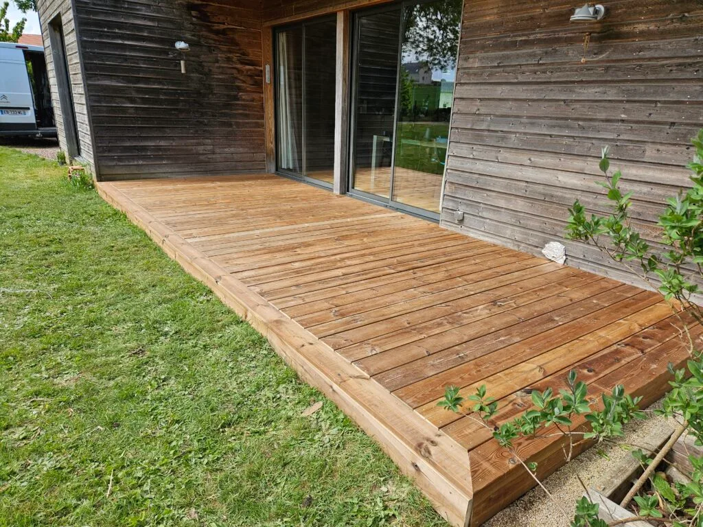 Terrasse bois du nord lames neuves terminée Avenay