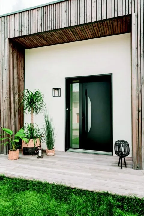 Porte d'entrée aluminium vitrée avec fixe vitré — pose LC Rénover Caen